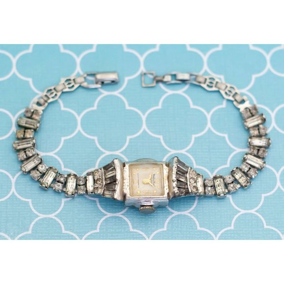 Vintage Aesthetic Silver Tone Watch 7 3/4 inch by Westhall - R16 - Picture 2 of 3